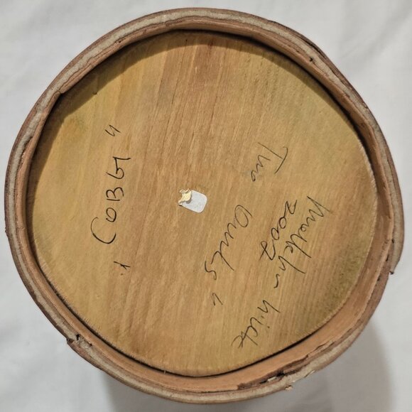 Birch Bark Carved and Hand Painted Signed Storage Container - Owls 6 1/4" 7 5/8" - Picture 8 of 8